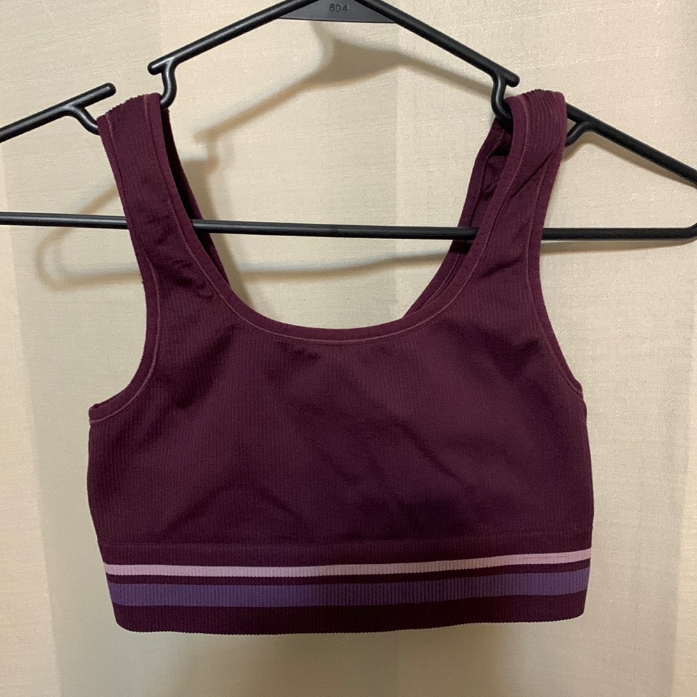 All In motion sports bra. No size on item but it’s an XS.